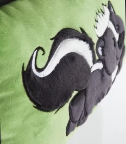 Nici 41152 Kissen Stinktier Steve 43x25cm Plüsch Forest Friends -Plüschwelt Verkauf 41152 000 ansicht 02 xl