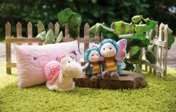 Nici 47942 Kissen Rosa Schmetterling 43x25cm Plüsch Hello Spring Frühling -Plüschwelt Verkauf 47941 06 47938 47946 47947 Milieu 2048x1312